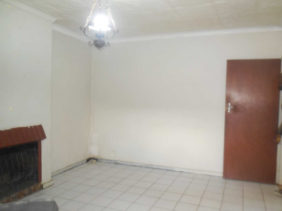 To Let 3 Bedroom Property for Rent in East Lynne Gauteng