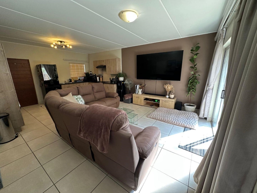 To Let 2 Bedroom Property for Rent in Tijger Valley Gauteng