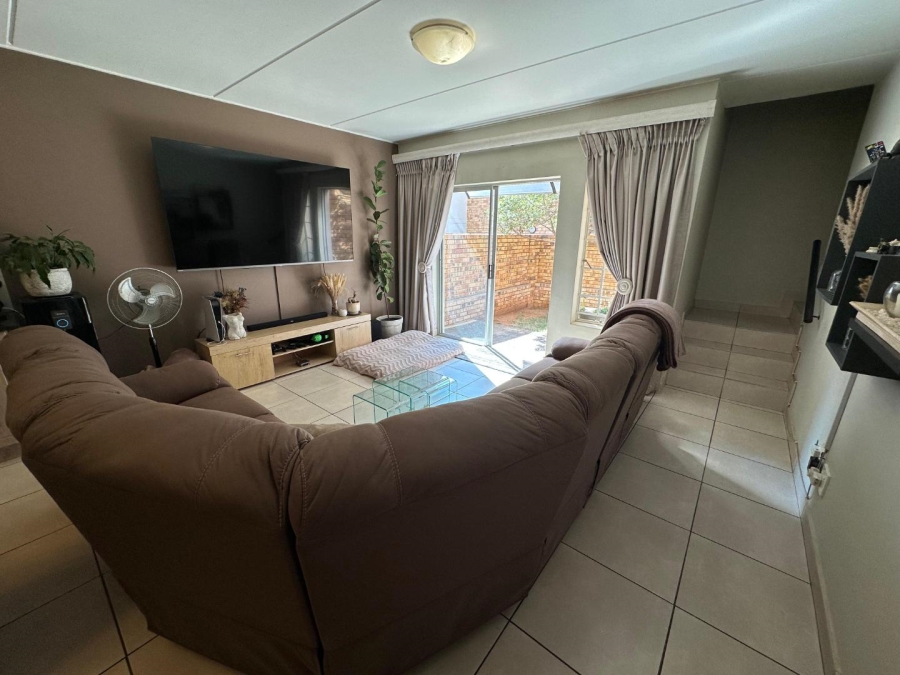 To Let 2 Bedroom Property for Rent in Tijger Valley Gauteng
