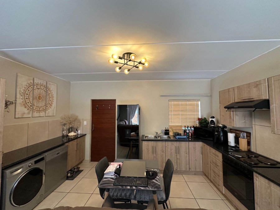 To Let 2 Bedroom Property for Rent in Tijger Valley Gauteng