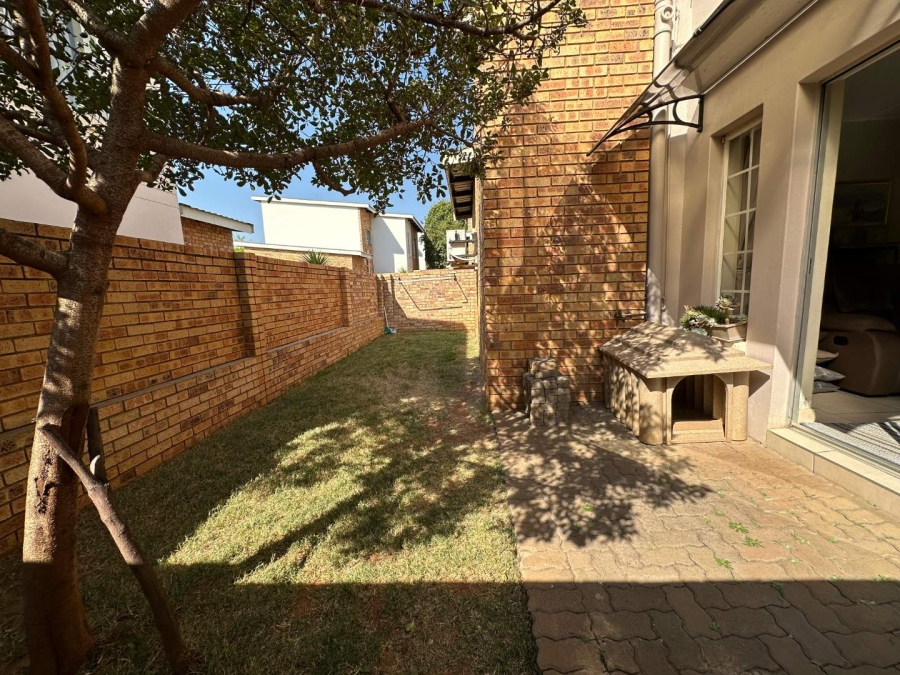 To Let 2 Bedroom Property for Rent in Tijger Valley Gauteng