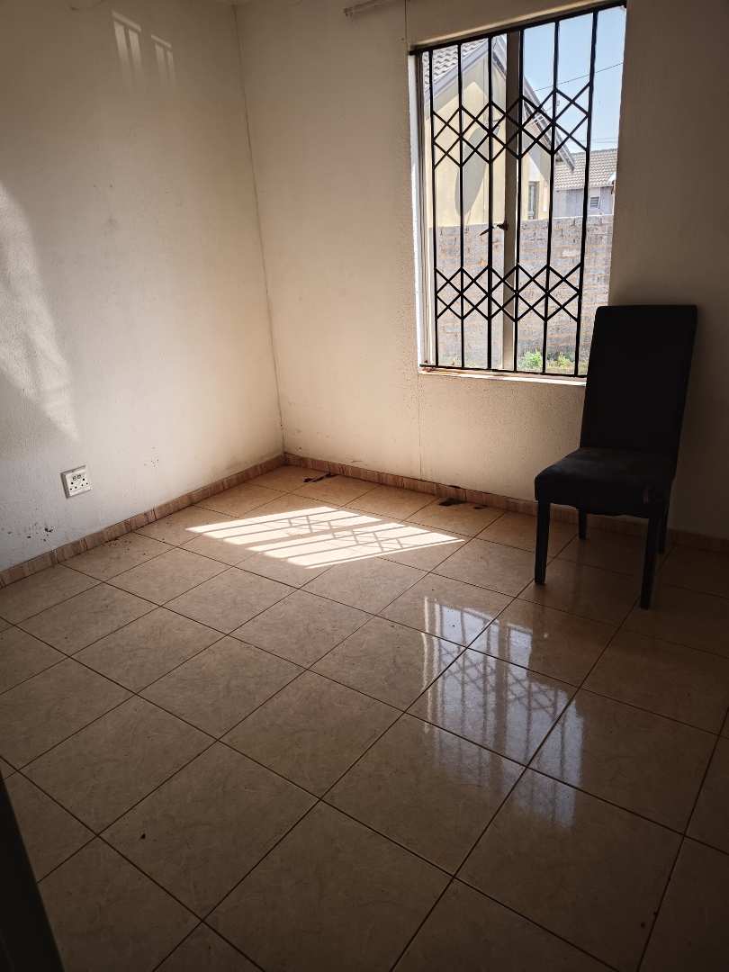 2 Bedroom Property for Sale in Savanna City Gauteng
