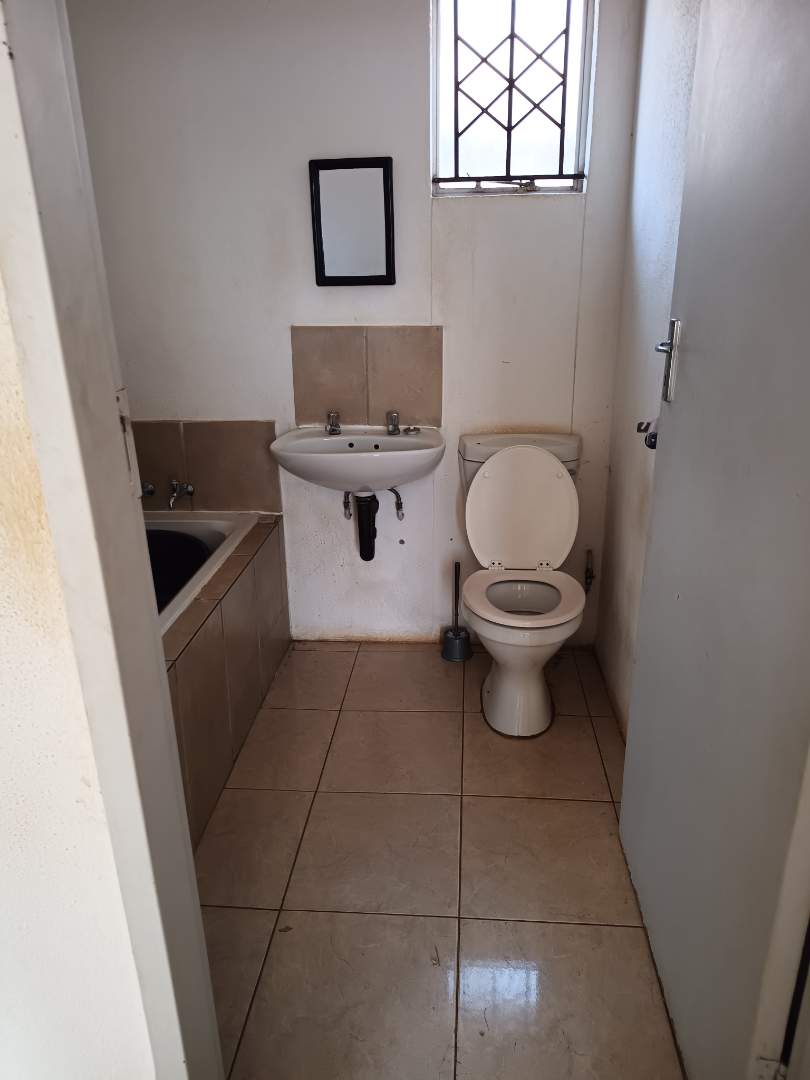2 Bedroom Property for Sale in Savanna City Gauteng