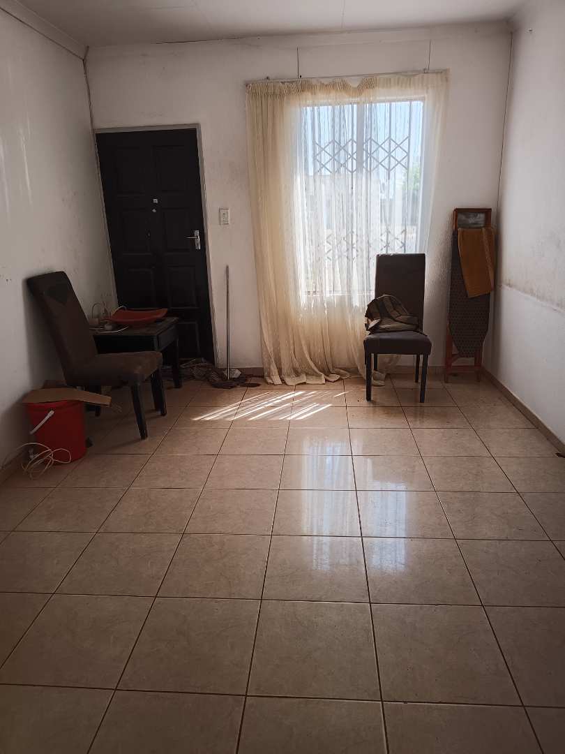 2 Bedroom Property for Sale in Savanna City Gauteng