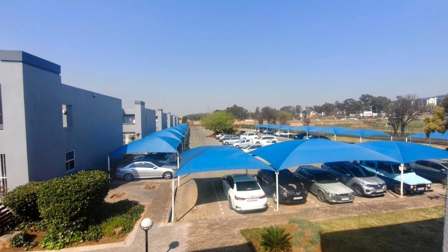 2 Bedroom Property for Sale in Mulbarton Gauteng