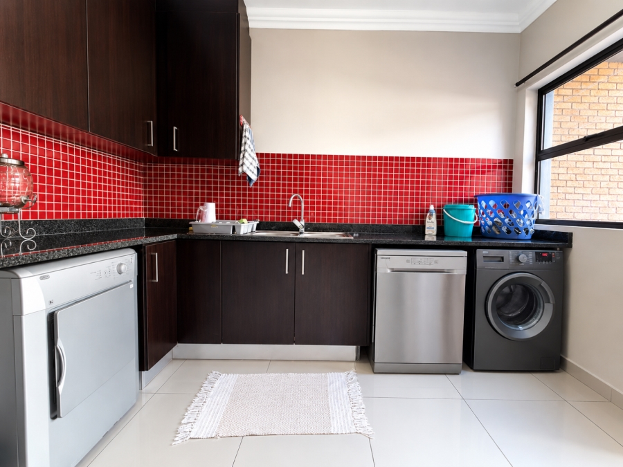 4 Bedroom Property for Sale in Alberante Gauteng