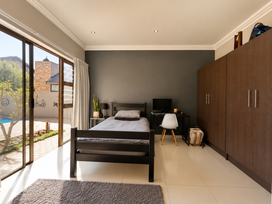 4 Bedroom Property for Sale in Alberante Gauteng