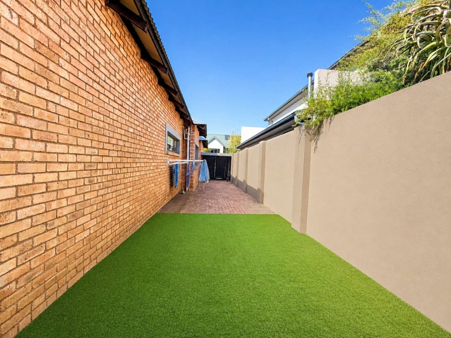 4 Bedroom Property for Sale in Alberante Gauteng