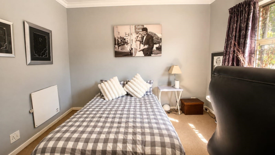 3 Bedroom Property for Sale in Glenvista Gauteng