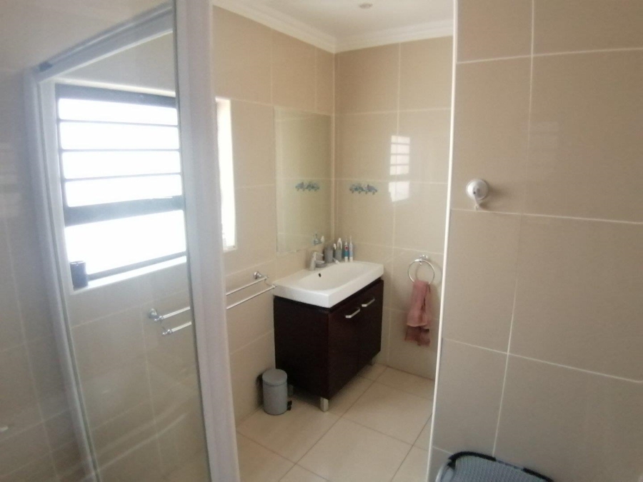 4 Bedroom Property for Sale in Bassonia Gauteng