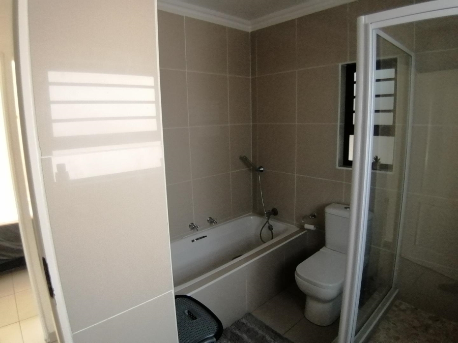 4 Bedroom Property for Sale in Bassonia Gauteng