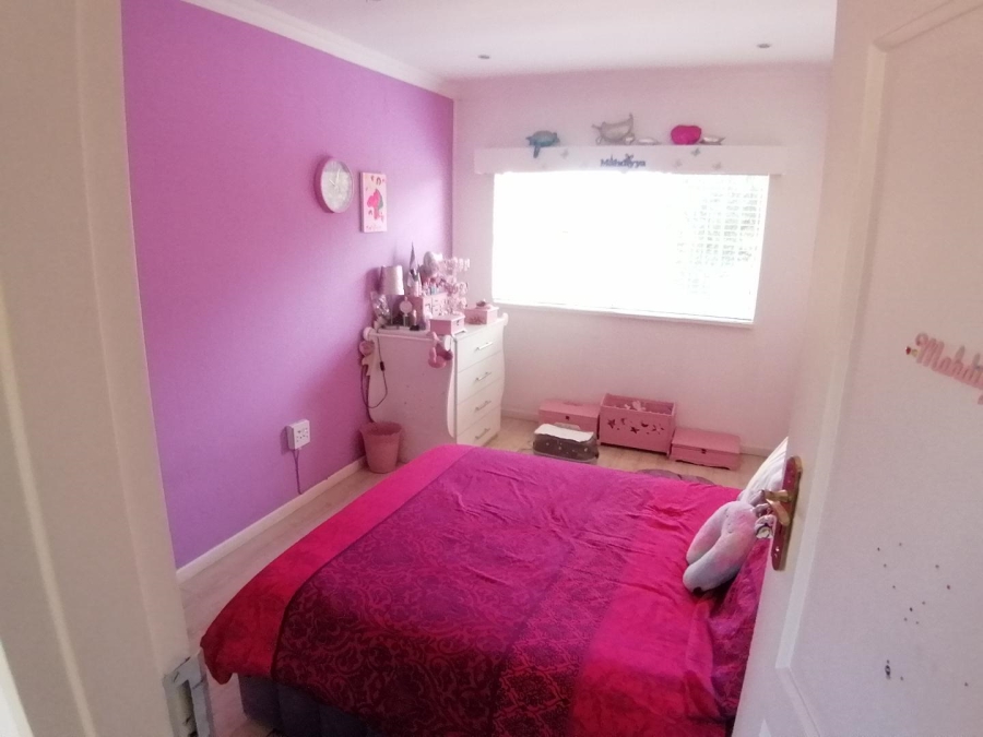 4 Bedroom Property for Sale in Bassonia Gauteng