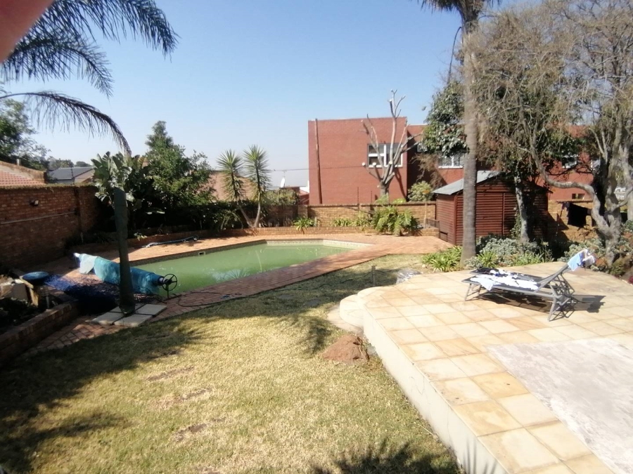 4 Bedroom Property for Sale in Bassonia Gauteng