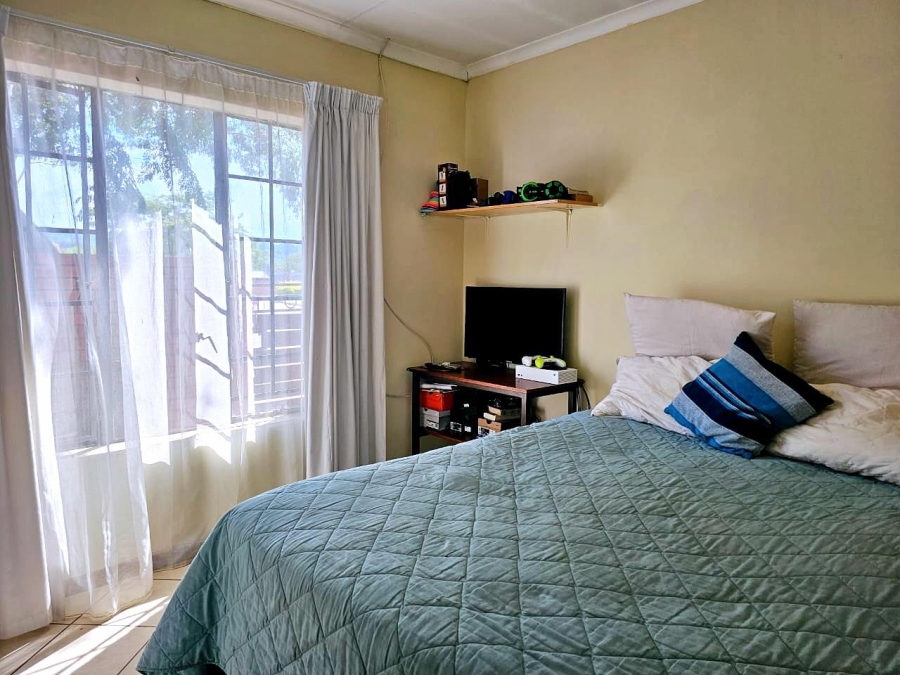 2 Bedroom Property for Sale in Equestria Gauteng
