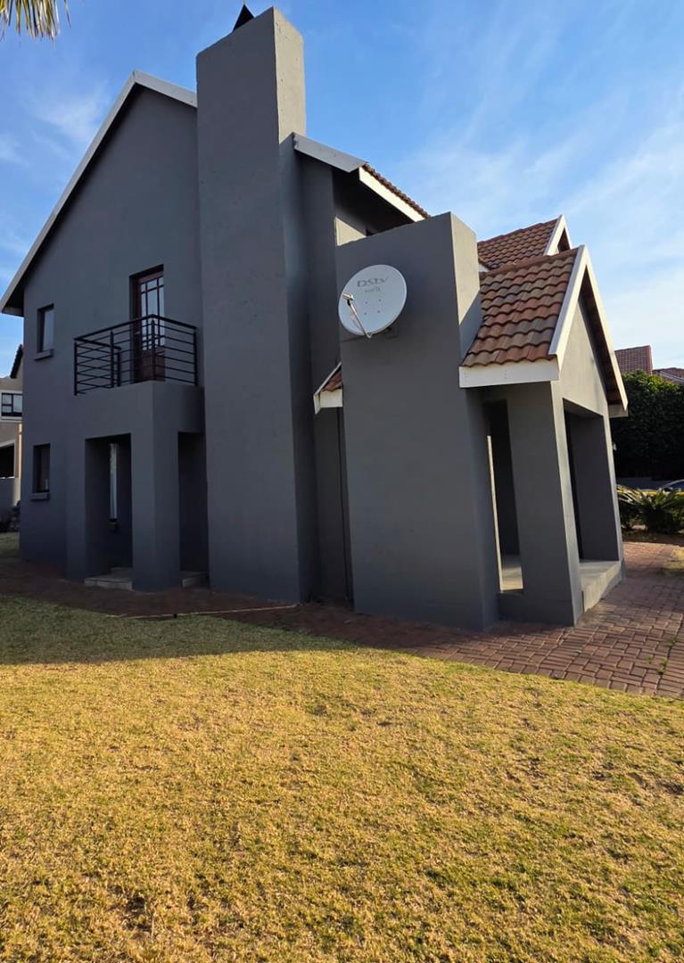 3 Bedroom Property for Sale in Kosmosdal Gauteng