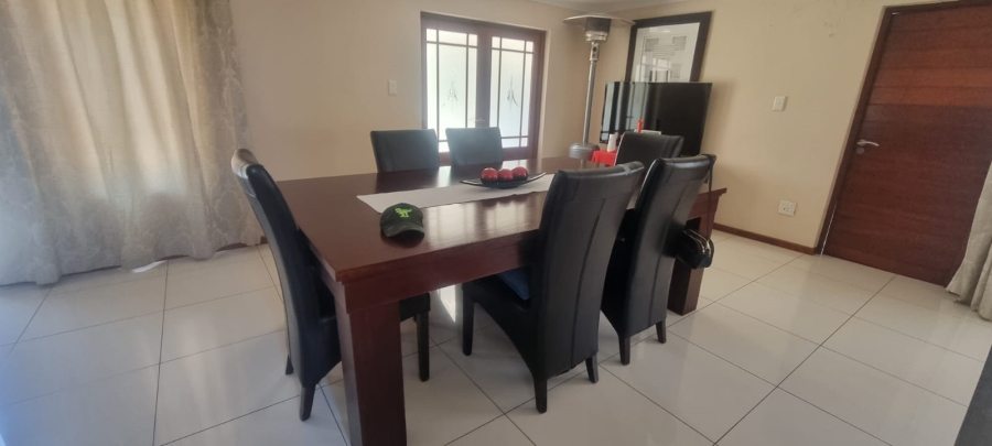 3 Bedroom Property for Sale in Kosmosdal Gauteng