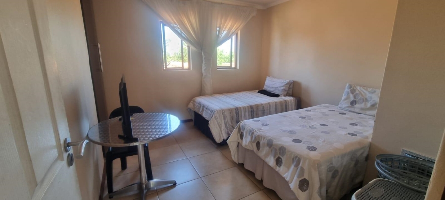 3 Bedroom Property for Sale in Kosmosdal Gauteng