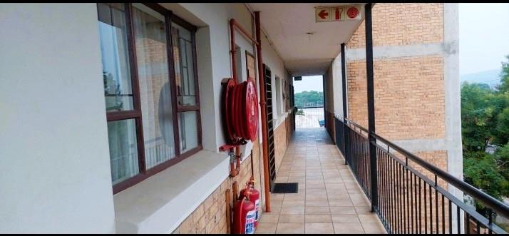 2 Bedroom Property for Sale in Pretoria North Gauteng