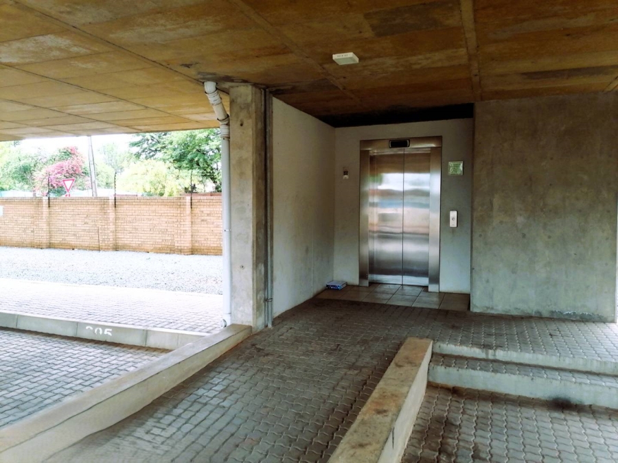 2 Bedroom Property for Sale in Pretoria North Gauteng
