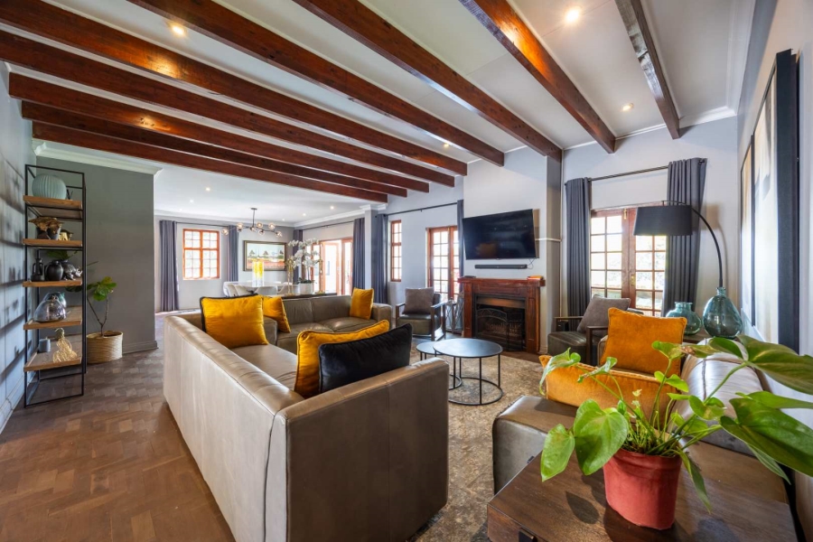 7 Bedroom Property for Sale in Moreleta Park Gauteng