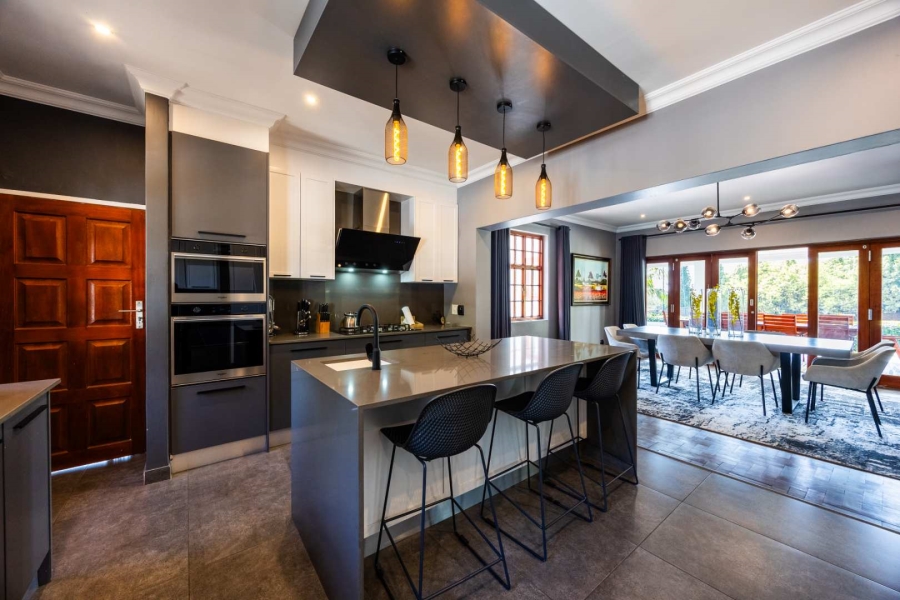 7 Bedroom Property for Sale in Moreleta Park Gauteng