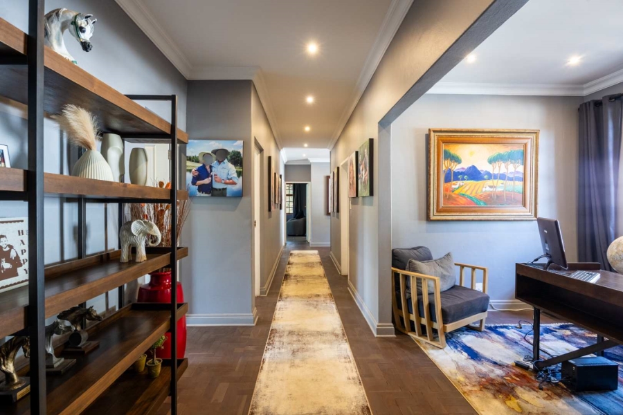 7 Bedroom Property for Sale in Moreleta Park Gauteng