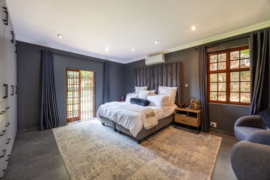 7 Bedroom Property for Sale in Moreleta Park Gauteng