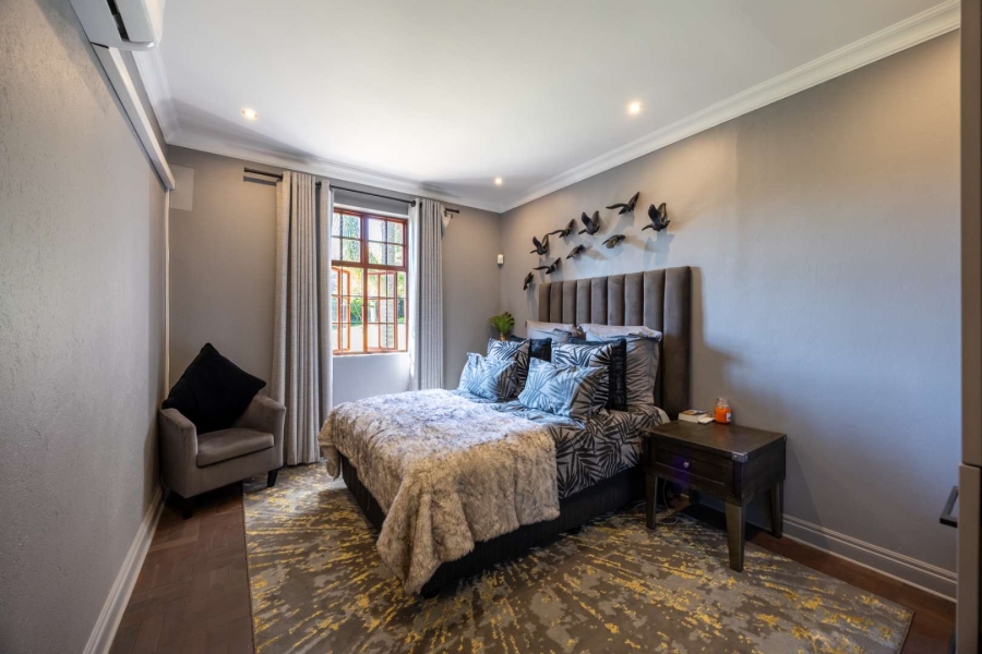 7 Bedroom Property for Sale in Moreleta Park Gauteng