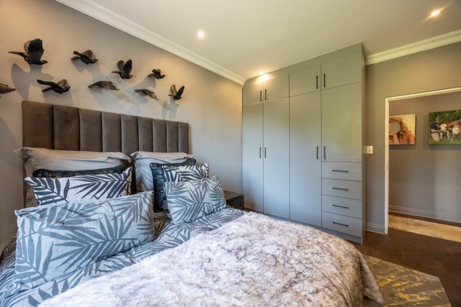 7 Bedroom Property for Sale in Moreleta Park Gauteng