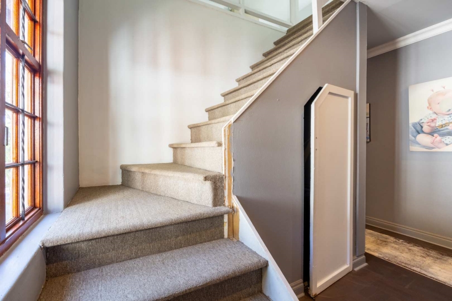 7 Bedroom Property for Sale in Moreleta Park Gauteng