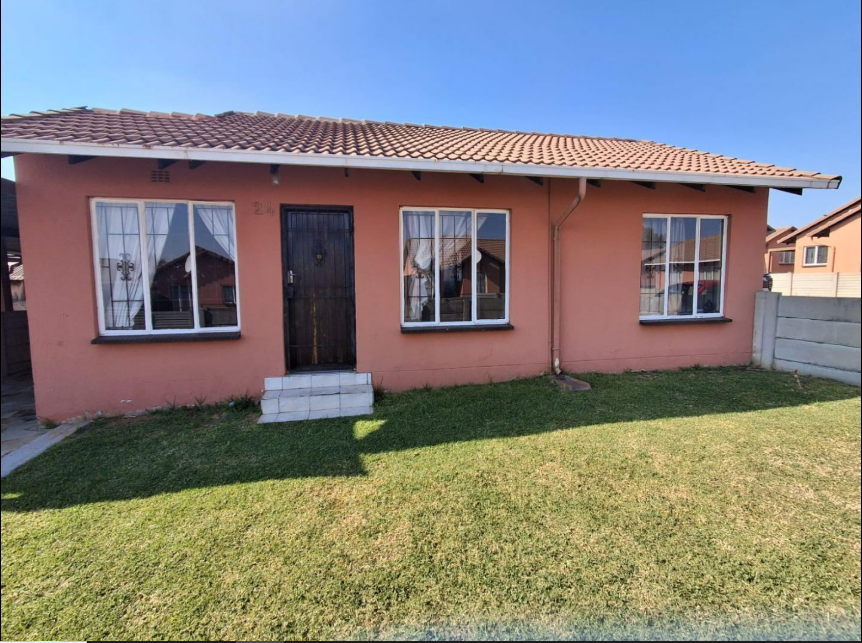 3 Bedroom Property for Sale in Ormonde Gauteng