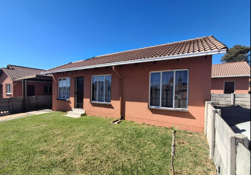 3 Bedroom Property for Sale in Ormonde Gauteng