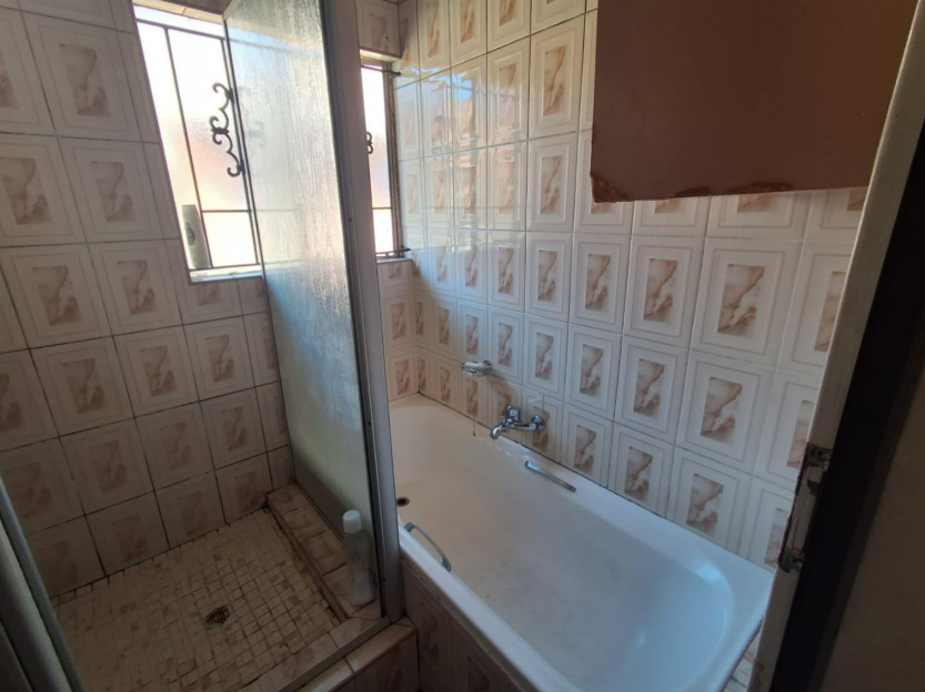 3 Bedroom Property for Sale in Ormonde Gauteng
