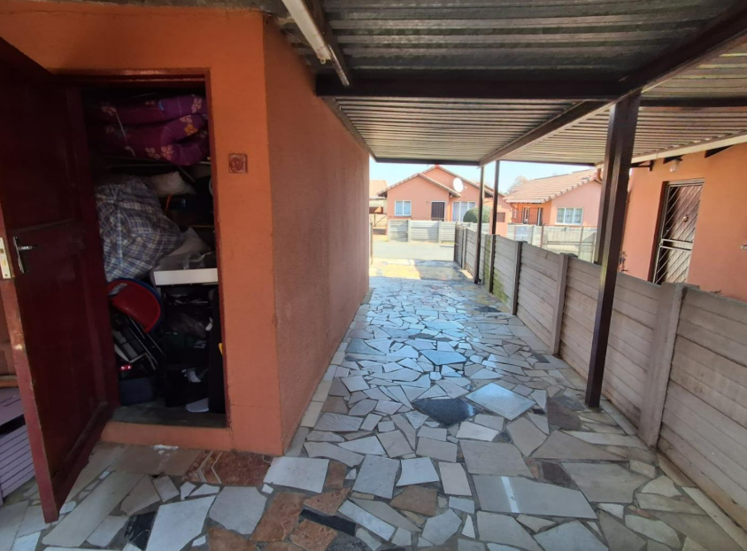3 Bedroom Property for Sale in Ormonde Gauteng