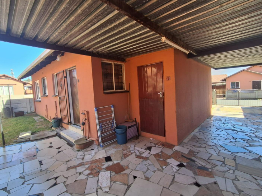 3 Bedroom Property for Sale in Ormonde Gauteng