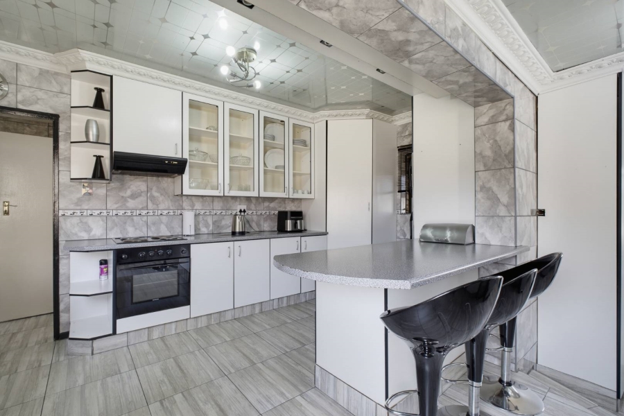 4 Bedroom Property for Sale in Eldorado Park Gauteng