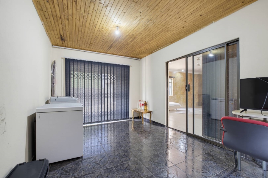 4 Bedroom Property for Sale in Eldorado Park Gauteng