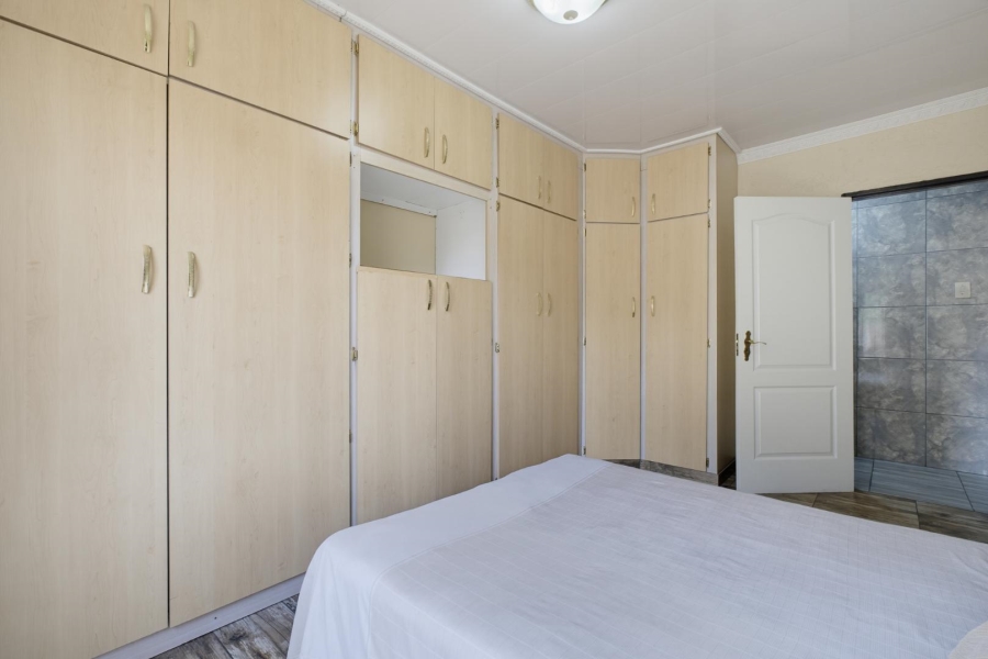 4 Bedroom Property for Sale in Eldorado Park Gauteng