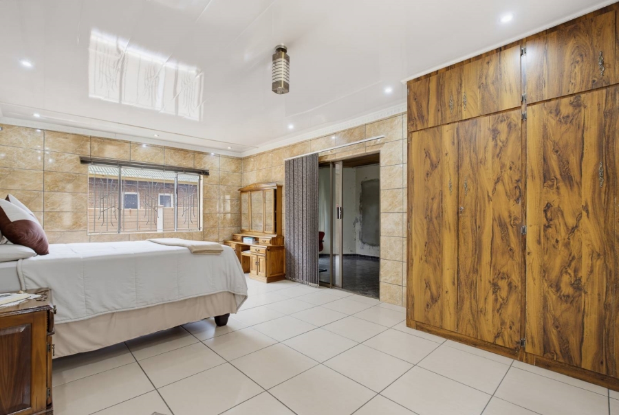 4 Bedroom Property for Sale in Eldorado Park Gauteng