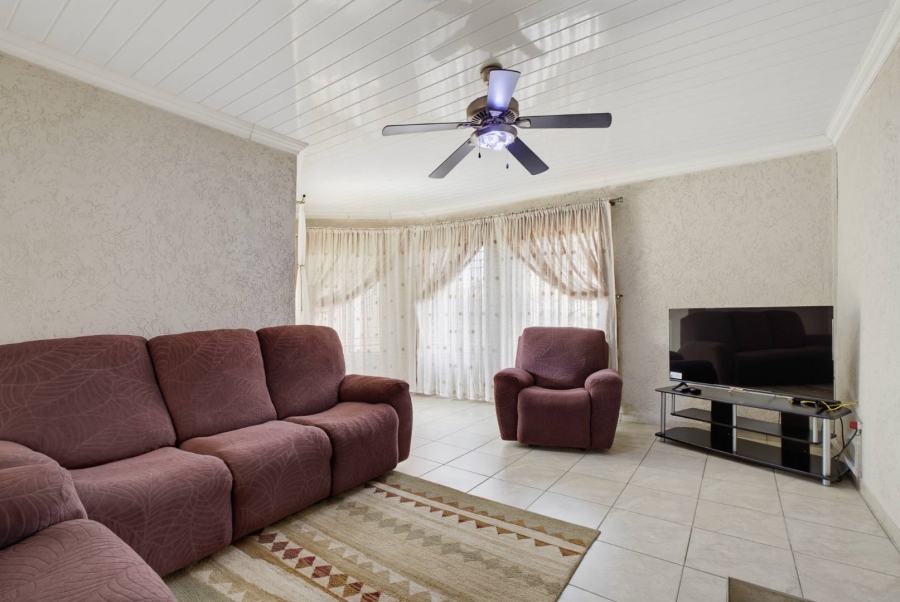 4 Bedroom Property for Sale in Eldorado Park Gauteng