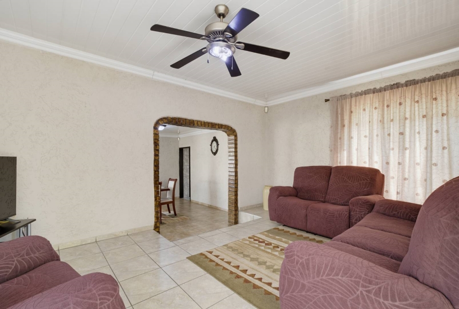 4 Bedroom Property for Sale in Eldorado Park Gauteng