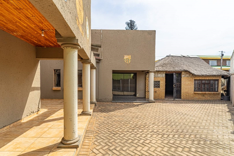 4 Bedroom Property for Sale in Eldorado Park Gauteng