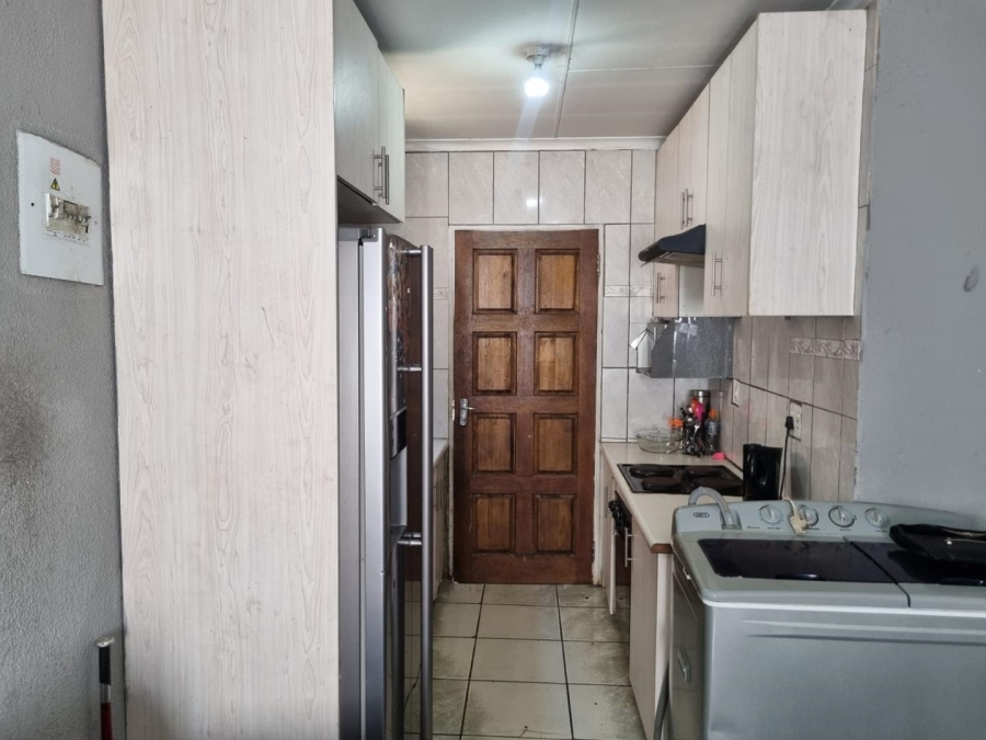 2 Bedroom Property for Sale in Windmill Park Gauteng