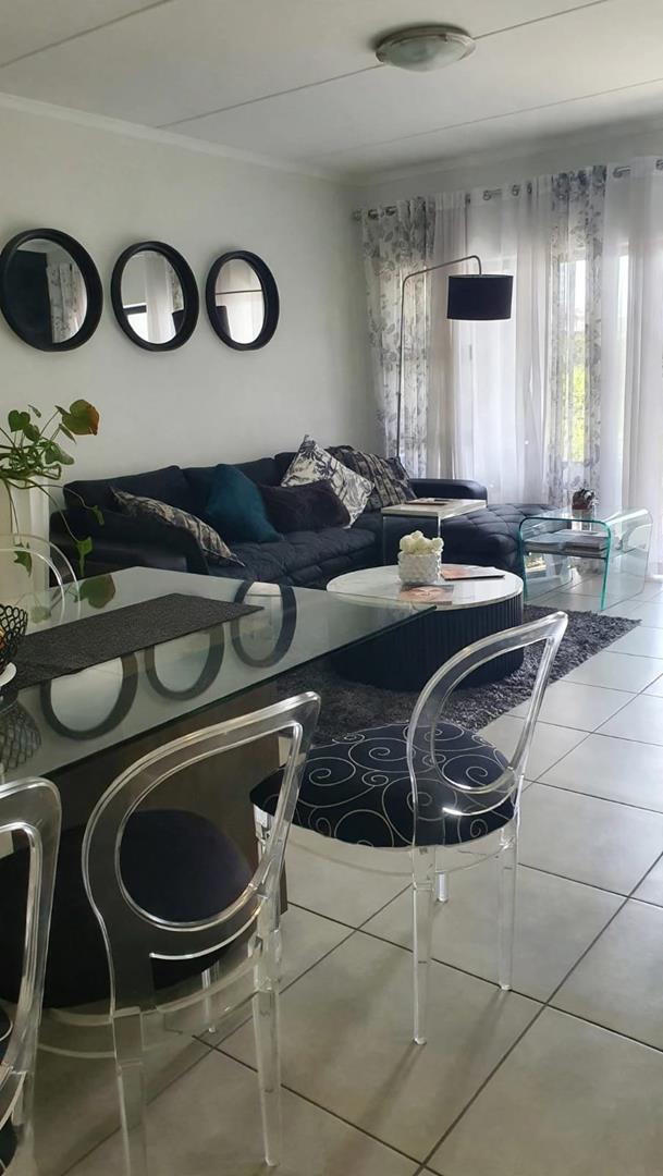 To Let 3 Bedroom Property for Rent in Modderfontein Gauteng