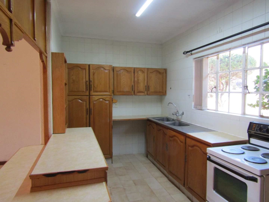 2 Bedroom Property for Sale in Helderkruin Gauteng