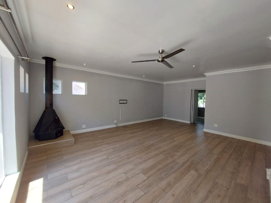 To Let 4 Bedroom Property for Rent in Olivedale Gauteng