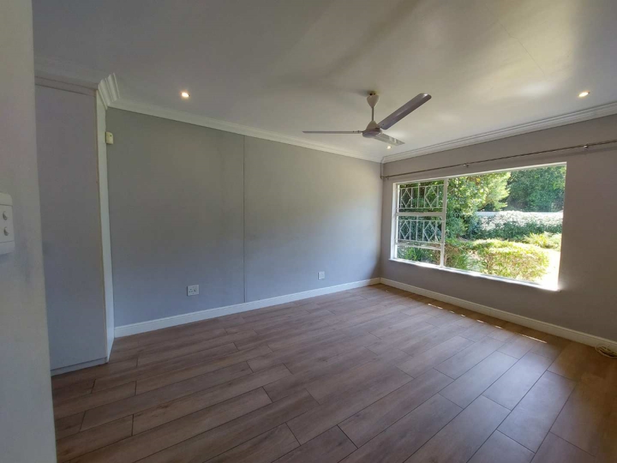 To Let 4 Bedroom Property for Rent in Olivedale Gauteng