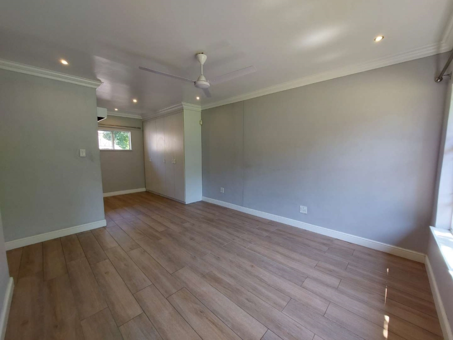 To Let 4 Bedroom Property for Rent in Olivedale Gauteng