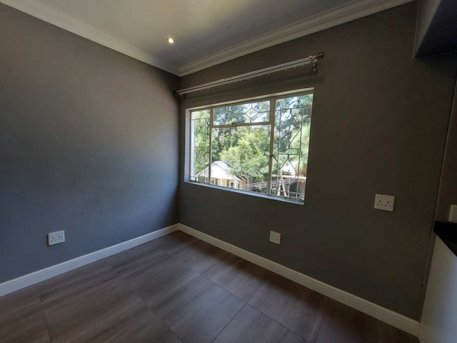 To Let 4 Bedroom Property for Rent in Olivedale Gauteng