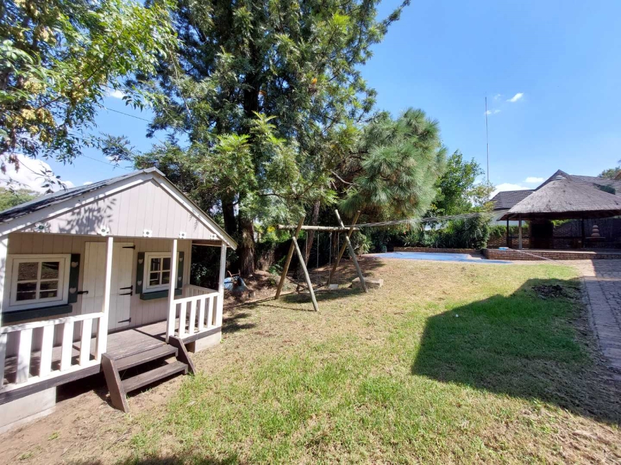 To Let 4 Bedroom Property for Rent in Olivedale Gauteng